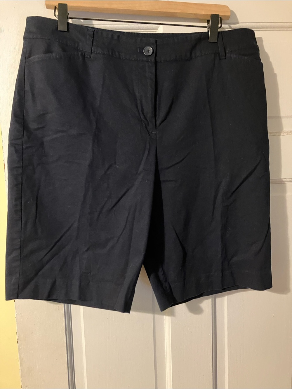 Talbots Navy Women's Bermuda Shorts 10 inch inseam